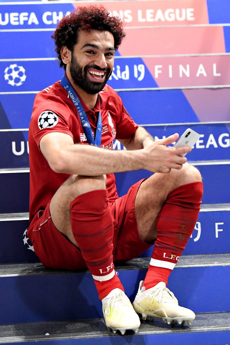 ChampionsLeague's tweet photo. Salah. Just chilling 😃

#UCLfinal https://t.co/17YCbW5Nav