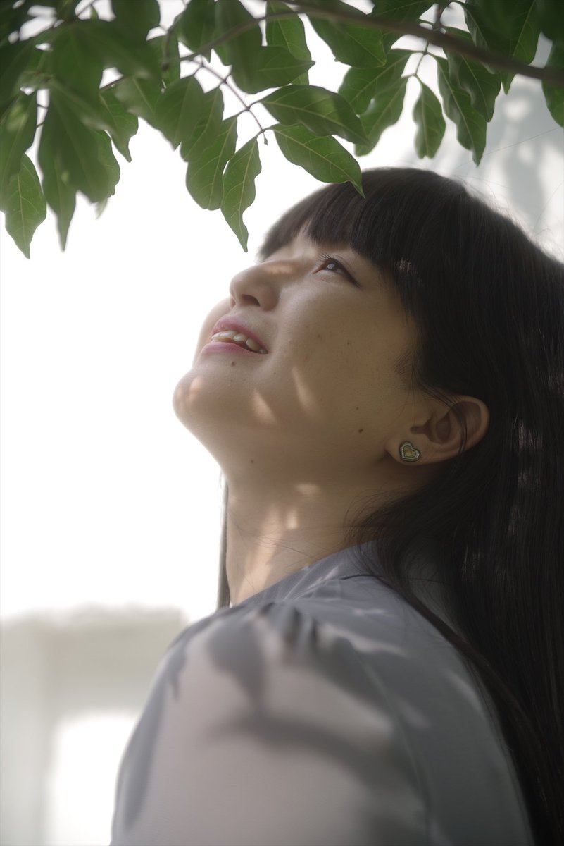 sara0520_mia's tweet photo. 昨日のお写真頂きました📷
この衣装は、モデル仲間のれなちゃんが経営しているアパレルブランド、レレダリア(@ReleDahlia )のお洋服です💐
#マシュマロ撮影会 #カメラマンさんと作る私達の世界 #ポートレート #WALLSTUDIO #ReleDahlia
2019.6.1
撮影:迦陵頻伽さん @karyou_binga https://t.co/uL0DPj83yL