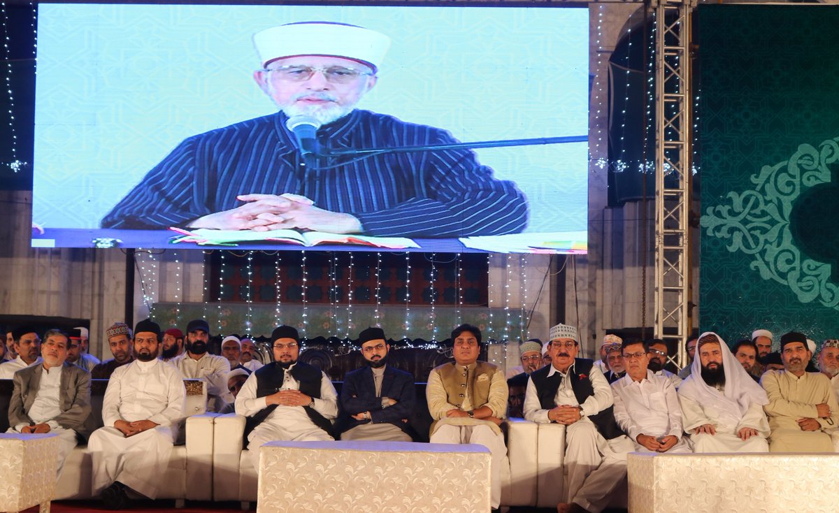 MQI_Official's tweet photo. لوگ تلاشِ معاش میں حلال حرام کا فرق بھول جاتے ہیں جبکہ رزق اللہ تعالیٰ نے اپنے ذمہ لے رکھا ہے، توکل ہمیشہ اپنے نصیب کے رزق پر رکھیں، انسان مخلوقات پر بھروسہ کرتا ہے جبکہ اس معاملے میں کوئی قابل بھروسہ نہی�� اللہ پر توکل کرنے والا حقیقت میں کامیاب و کامران ہے
#ليلة_القدر https://t.co/6Hu1zy3qcy