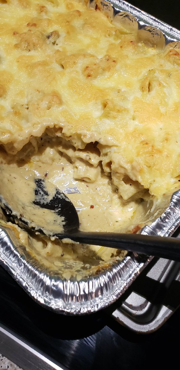 UsernameError3's tweet photo. @kenwheeler Ya ever have real steak mac and cheese? Steak Fat > Butter. https://t.co/1kyGgt0phz