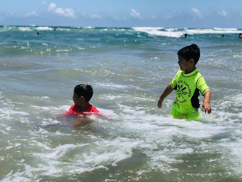 miguelmigrant's tweet photo. Summer fun with my boys. Let the summer begin. Much needed weekend getaway 😬. #principalsinaction #champforkids #FitLeaders #southpadreisland #summerplease #dadsons #FatherAndSon #beachlife #BeTheOne #BeTheDifference #BeTheChange https://t.co/EbDjTVXq6u
