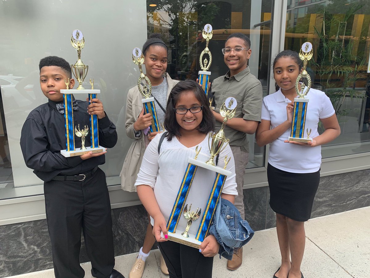 RaevanAskew's tweet photo. Access and exposure allows you to seize opportunities. So proud of our senior debate team who took home honors in our 5th annual trip to the Young Debaters competition. There is brilliance on Bedell Street! #principledleadership #district28 #youngdebaters #access #ps354 https://t.co/yrbI2RtSTC