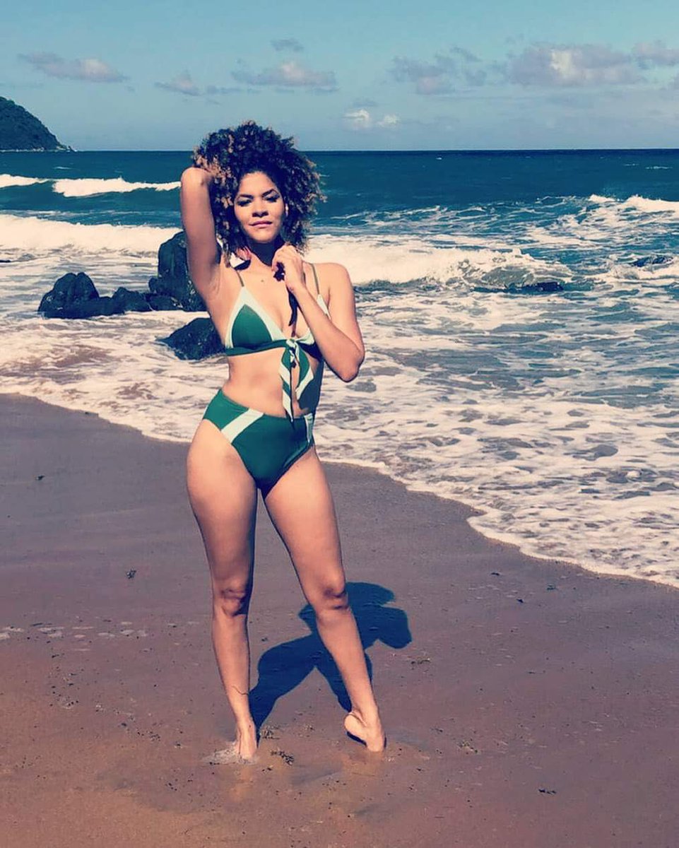 YirehOficial's tweet photo. Horas felices y buen sol ☀️🍃
•
@eltiodelasreinas
#miss #missmundopr #missmundo2019 #missworld #misses #missmundodorado #missmundodorado2019 #playa #beach #beachgirl #curlyhair #rizosperfectos #rizos #rizosnaturales #dorado #mismundo #afromodel #afrohair #afro #dandolotodo https://t.co/1MnlIlkXEH