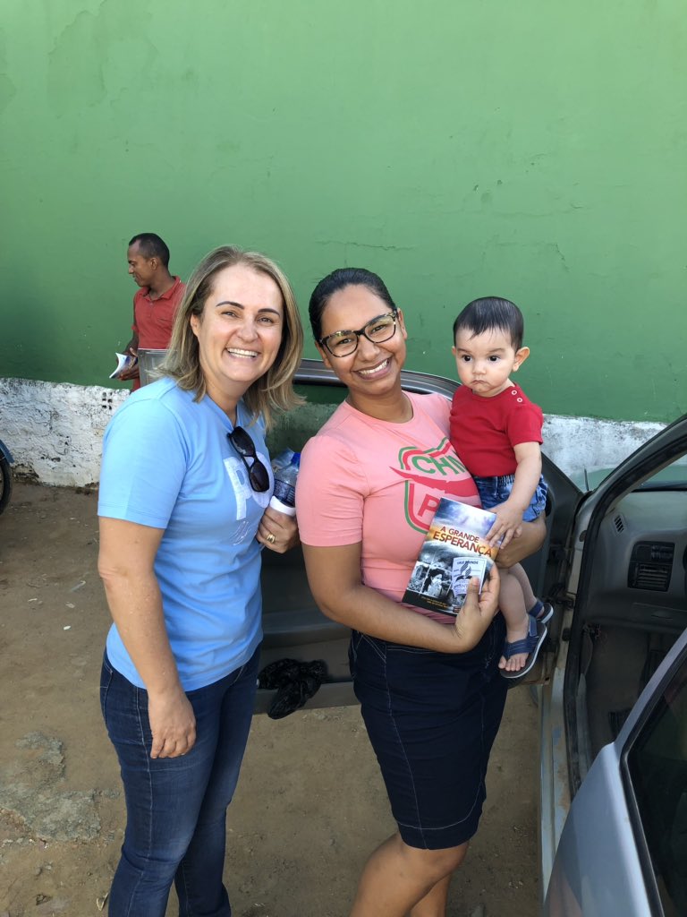 pastorotimar's tweet photo. Acontece agora o IMPACTO ESPERANÇA na cidade de CHÃ de ALEGRIA-PE.
A cidade de CHÃ de ALEGRIA, é uma das 5 cidades da @iasdape #AINDA sem a presença adventista!
A EDUCAÇÃO da @iasdape e @uniaonordeste #ADOTARAM a cidade e irão construir uma linda Igreja aqui! #proezas! https://t.co/UXFyPHC4d9