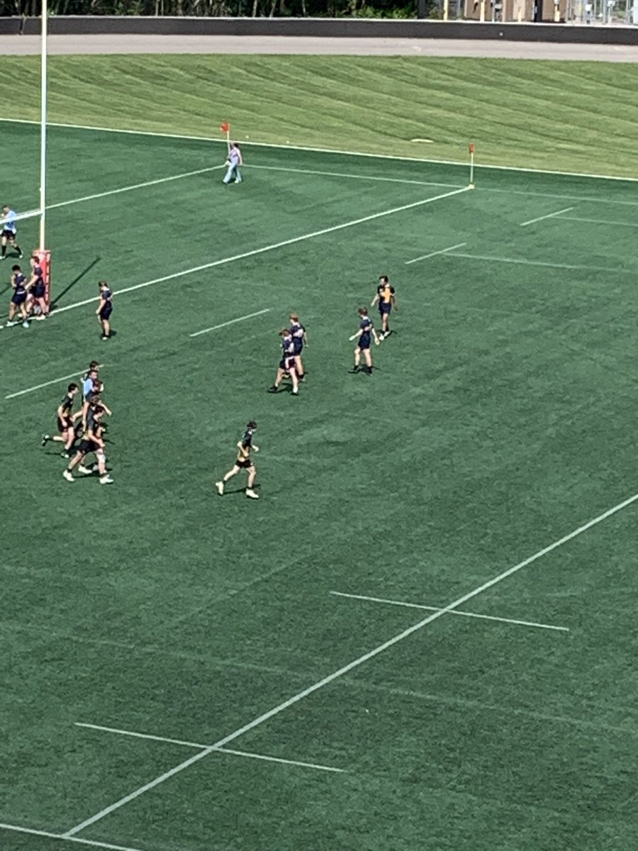 StEdsRugby's tweet photo. @eamoncarr with the Try! Norman with the conversion to being the score to 12-7 @StIgnatius . 6 min left https://t.co/lt8evKvU6I
