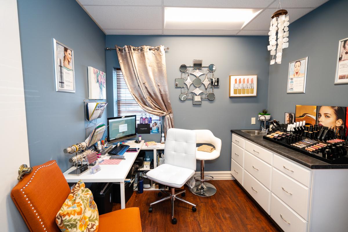 TopMedicalSpa's tweet image. Jump into summer with a makeover from our beauty experts! #beautifulskin  #skincare  #facial  #longisland