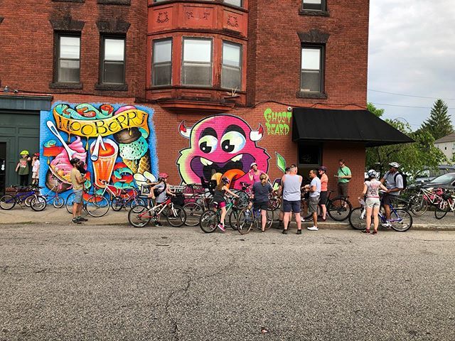 LesKnits's tweet photo. Getting ready to roll out of @wooberry_icecream for the @massbikeorg - @earn_a_bike - @ffmcoop @powwowworcester mural/ice cream ride! https://t.co/xZkLjnTE5N https://t.co/Xsu5vIeqNT