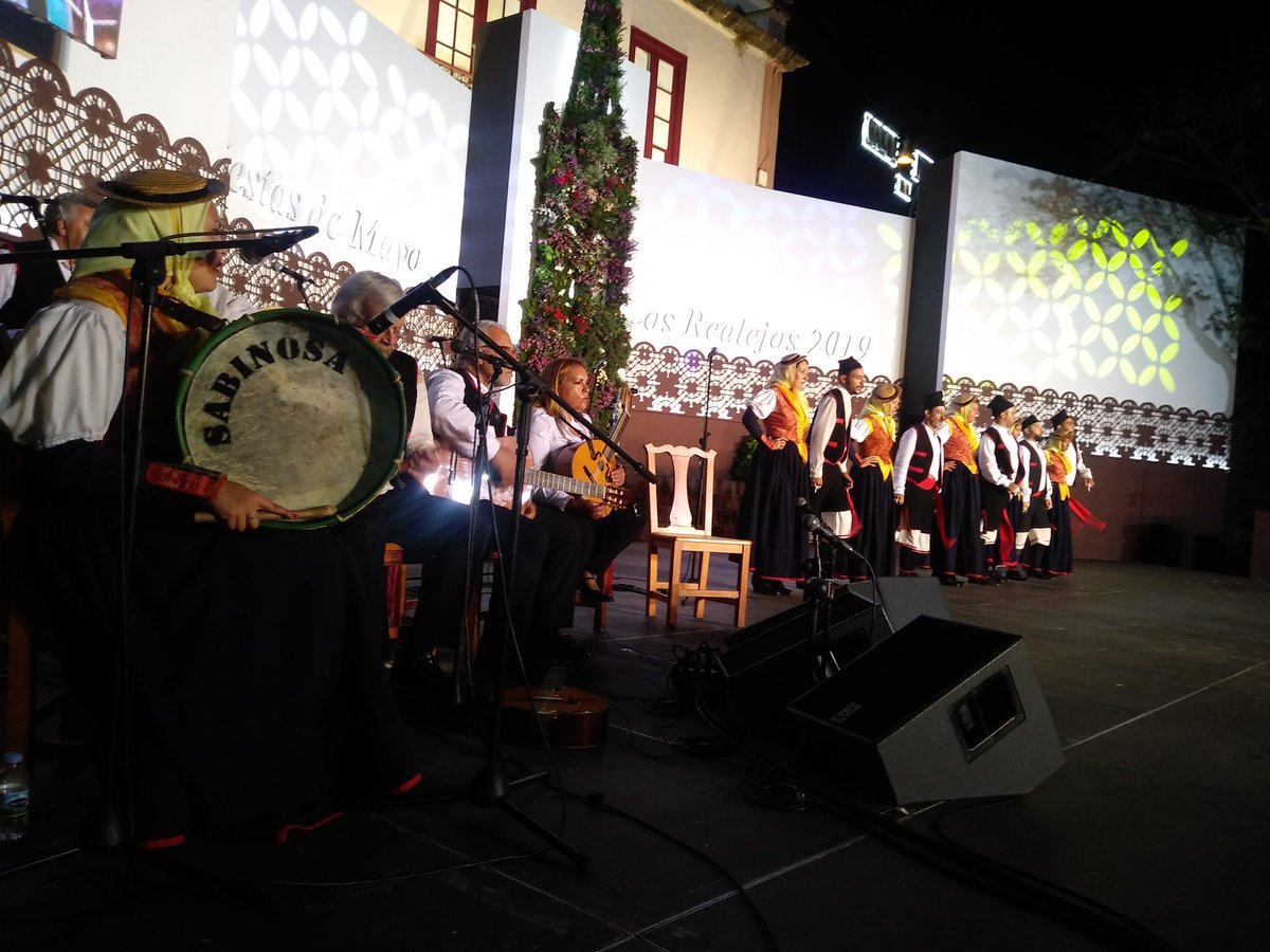AngelHdezfoto's tweet photo. Comienza el Festival de las Islas....con reconocimiento a los que recientemente nos han dejado https://t.co/Jh3aAgQrcC
