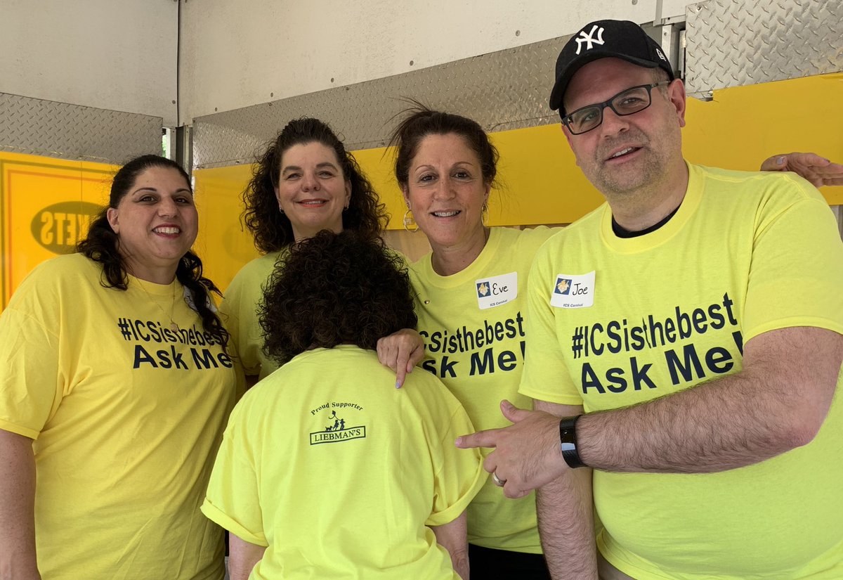 jlesper44's tweet photo. Thanks @liebmans1926 for the awesome shirts for @icschool_online Carnival 🎡 #icsisthebest https://t.co/eP18QHo7bB