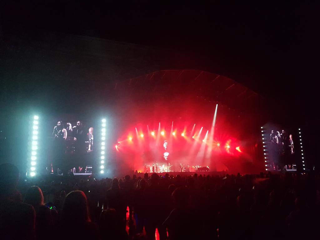 bernard_buffard's tweet photo. Star 80 ce soir au Groupama Stadium https://t.co/QL6mE5zep7