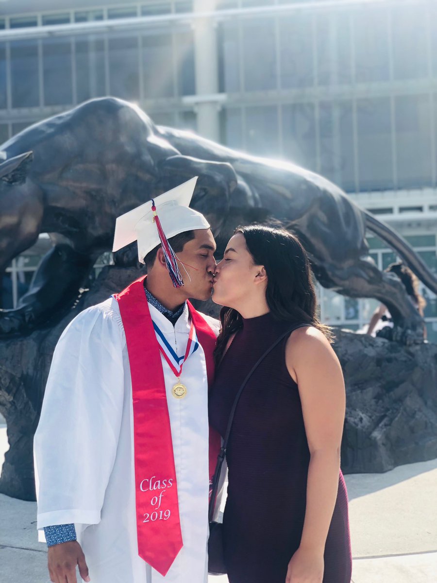 Erikavargas091's tweet image. the love of my life graduated ❤️ #lp #imnext