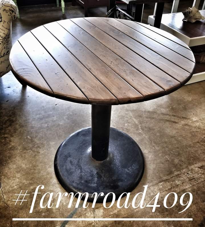 farmroad409's tweet photo. Another custom Farm Road creation! Solid iron base with a reclaimed wood top. Table top is 28.5" across. Perfect for a small kitchen or patio. 

#FarmRoad409 #thefarm #bekind #makebeaumontweird #reclaimed #farmhouse #vintage #antique https://t.co/Gtr0MM6g83