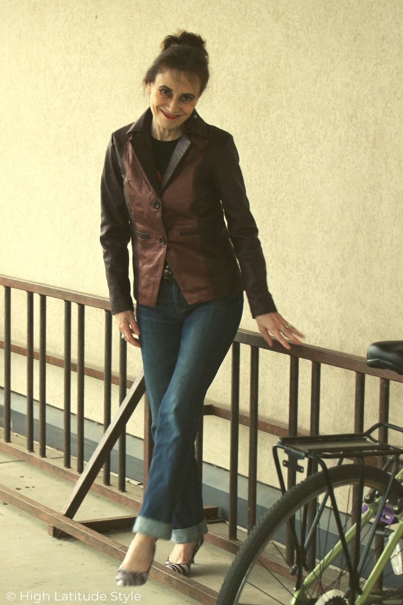 HighLatitudeSty's tweet image. The Jacket Maker leather blazer review  High Latitude Style  turning fashion into style highlatitudestyle.com/the-jacket-mak… #TheJacketMaker #leatherlady