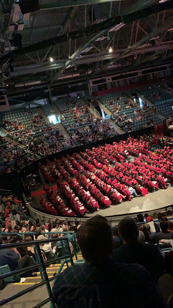 DaveTimbol2's tweet photo. Congratulations Cesa! #cncgrad19 https://t.co/KfcX2bkrsa