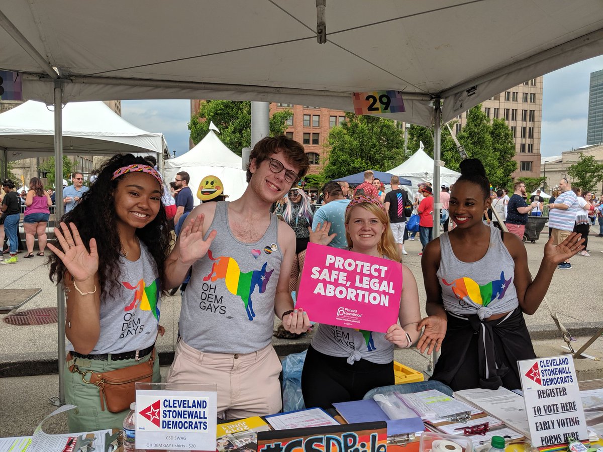 MK_McMaster's tweet photo. .@OHDems fellows had a huge day at #PrideInTheCLE! I even got them to pledge to always talk about abortion with voters. Here they are taking their pledge. https://t.co/6bT6vNSRKk