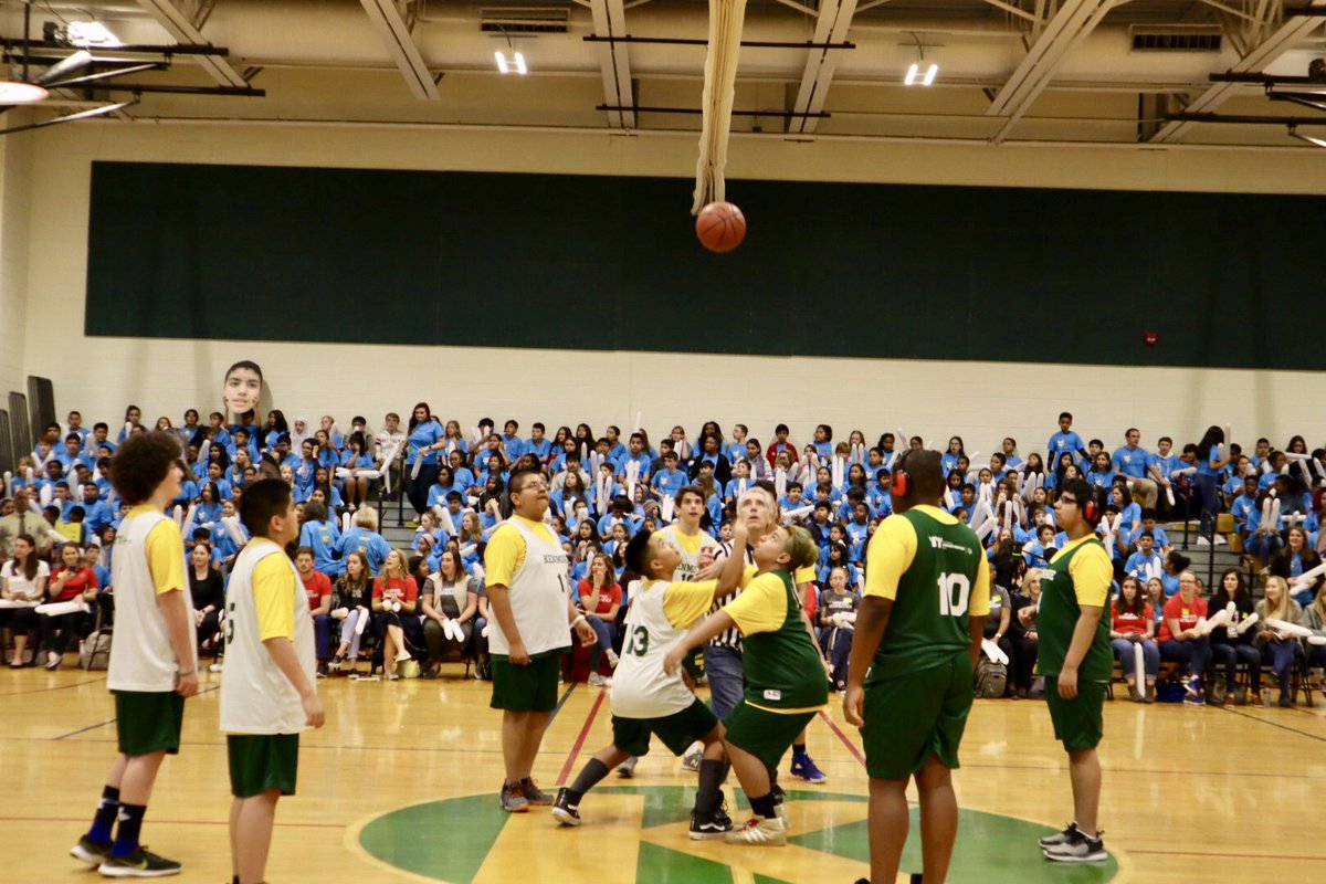 SpecialOlympics's tweet photo. Unified Physical Education is a growing practice in schools around the world giving students a new avenue to come together through inclusion.

Learn more about how you can integrate Unified PE at your school via @SHAPE_America ➡ https://t.co/ag9PL2DOCb. #UnifiedGeneration https://t.co/vT2iNzsJK9