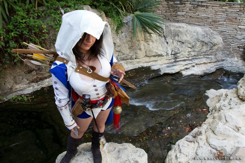 sake_kitty's tweet photo. My #genderbent #cosplay of #connerkenway from #assassinscreed3. 

📷: @vodkaphotos 
Cosplay done by me. 

#ubisoft #assassinscreed
#game #sanjapan https://t.co/GcGiW6P44T