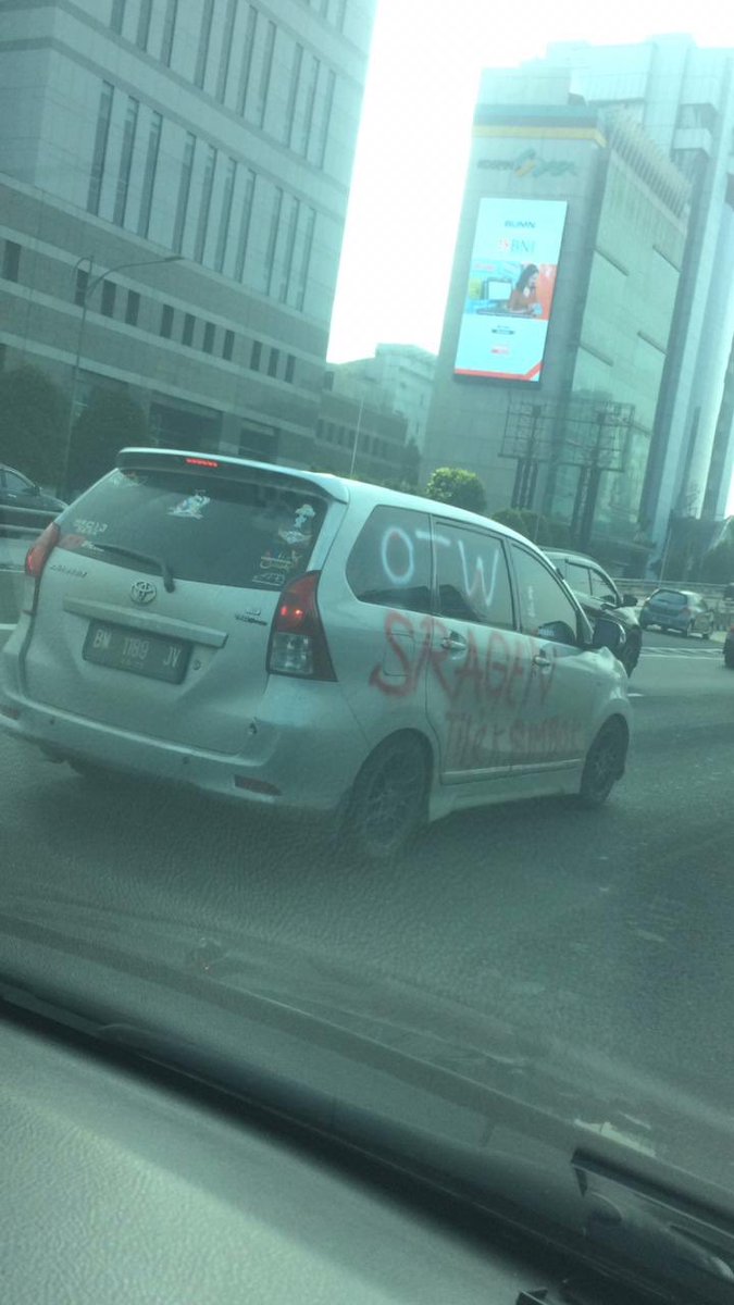 AXICinfo's tweet image. axicers om ade dari pakanbaru mudik ke sragen terpantau menjadi #viral di sosmed dengan kr nya yg unik 😊👍🏼 #axicnyamudik #axicpku #ToyotaMudikAsik #axicnyanusantara