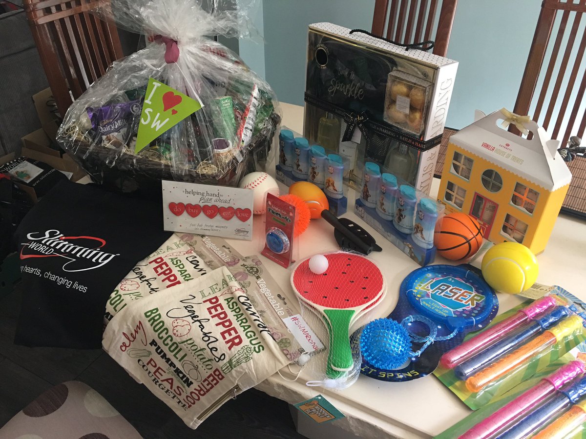HelenSW3's tweet photo. Getting organised for Markinch Highland Games tomorrow #promotion #SlimmingWorld #communityspirit #fun #BodyMagic https://t.co/vVswkPHdVT