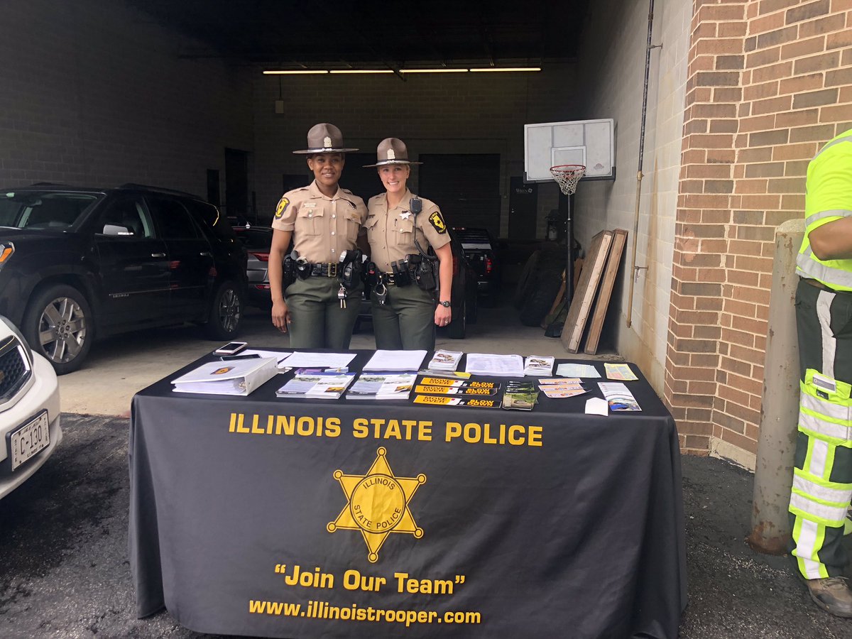 ILStatePoliceT1's tweet photo. Thank you to everyone who made a donation or participated in the Hero Workout today for #MoveOverProject.    Thank you @crossfituxo for making this event possible! 

$8,250 and counting is going to ISPHF for the families of our fallen brother and sister Troopers. 💙 #MoveOver https://t.co/3WM0v4MIYc