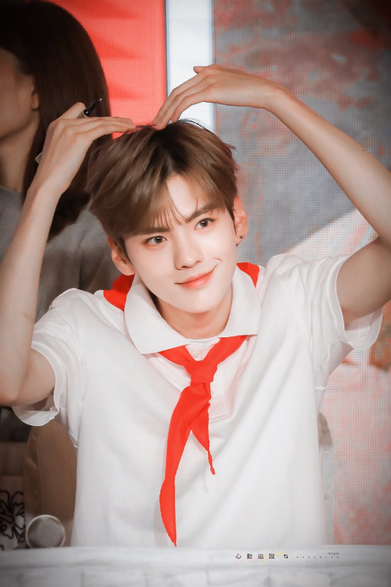 ✒ 190601 #BiWenjun งานแจกลายเซ็น @ Macao Cr.Onpic