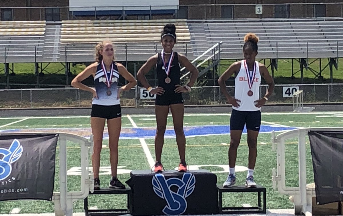 Congratulations to Whisper Thomas for winning the 200m dash at the Tennessee Meet of Champions in a School Record time 25.01. #BisonTrack