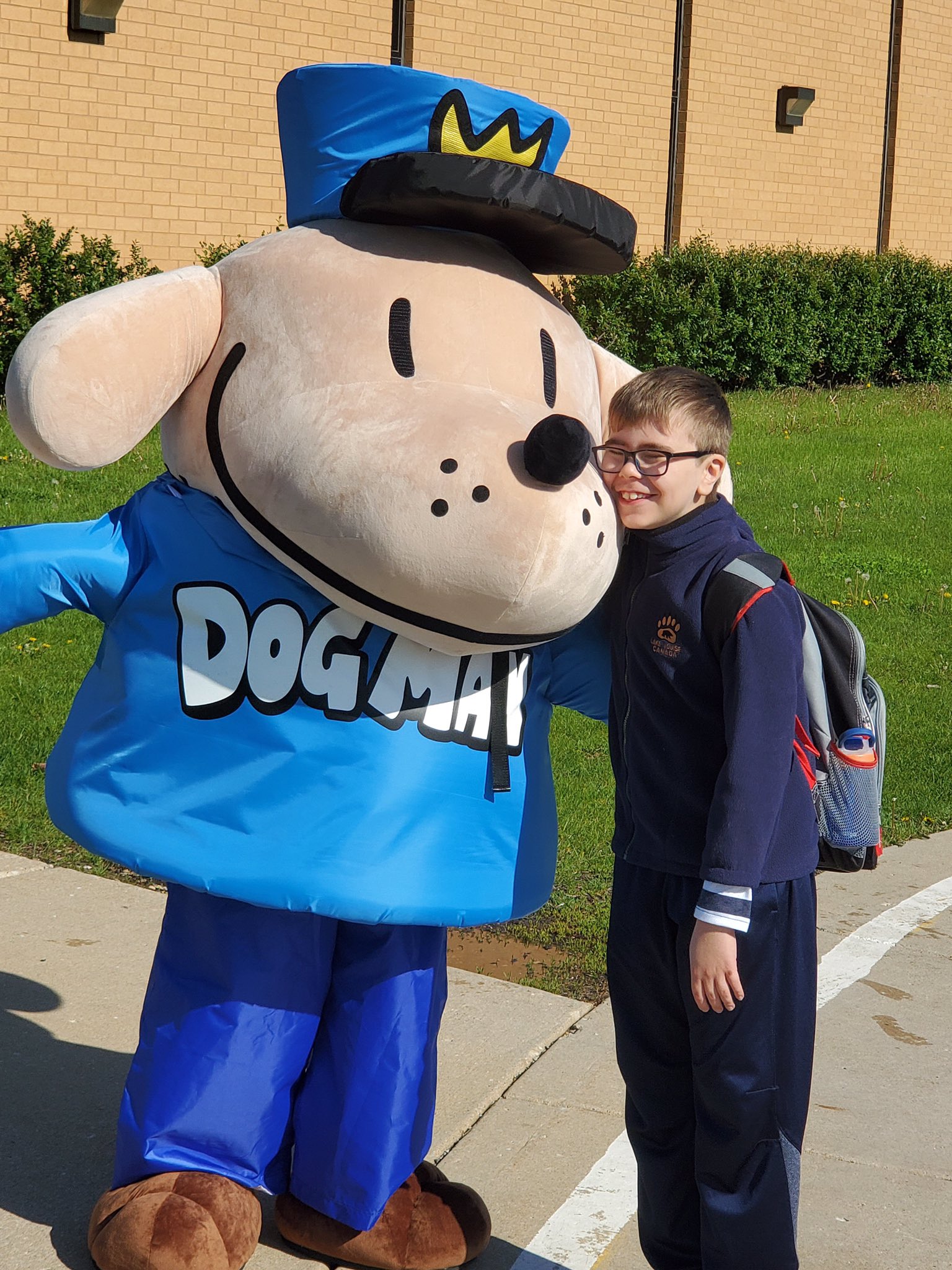 Scholastic on Twitter: "@MrsAColwell You can request the use of the Dog Man  costume through your school's Book Fair consultant. -Karla" / Twitter