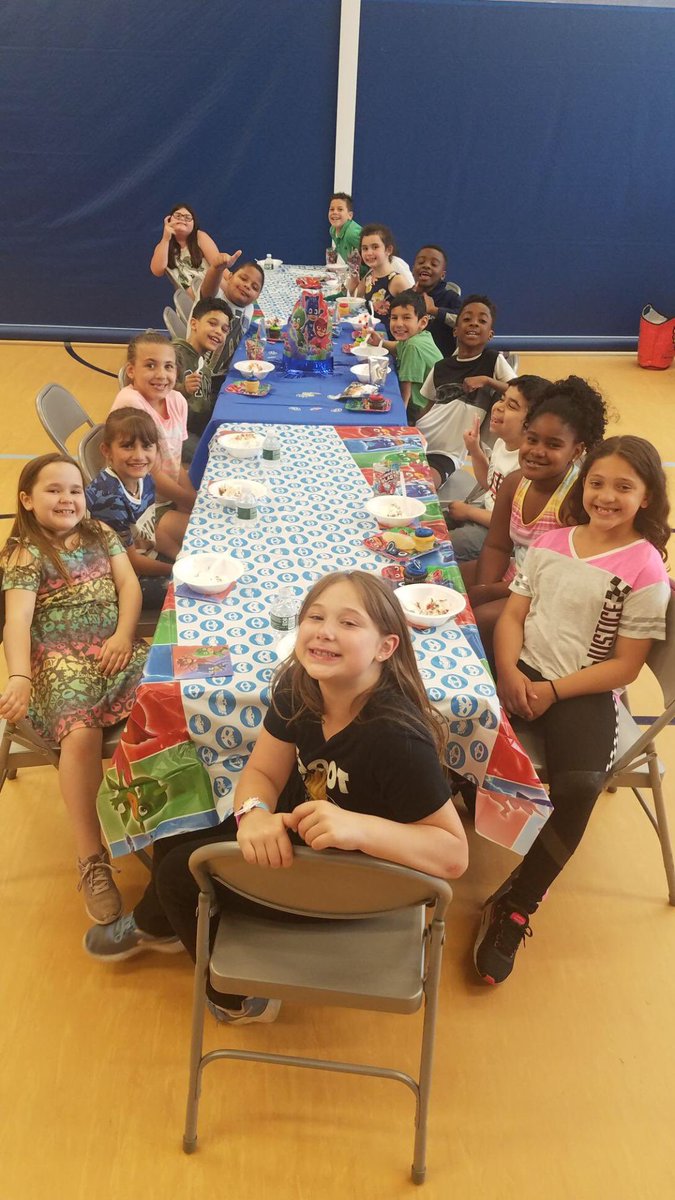 More pics of Inanc’s dance party. Thank you <a href="/MakeAWish/">Make-A-Wish America</a> for granting his wish! <a href="/mpspride/">Manchester Schools</a>