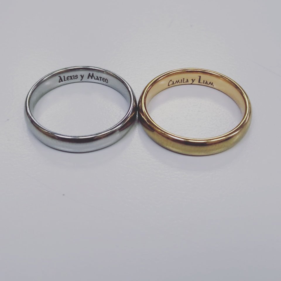 emontero88's tweet photo. #sobrinos #rings https://t.co/hJ9nedusql