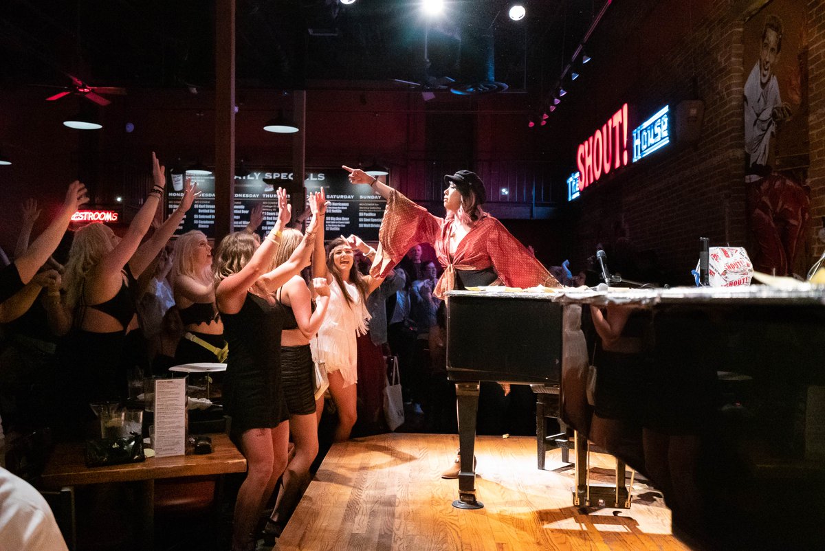 Who’s excited it’s June?! Celebrate with us tonight! We love any excuse to get up and have a good time. Sing with us, laugh with us, drink with us! What do you think? Are you gonna sit at home? Or are you gonna get up and Shout! with us? 😊
.
 #bestlivemusic #duelingpianobar