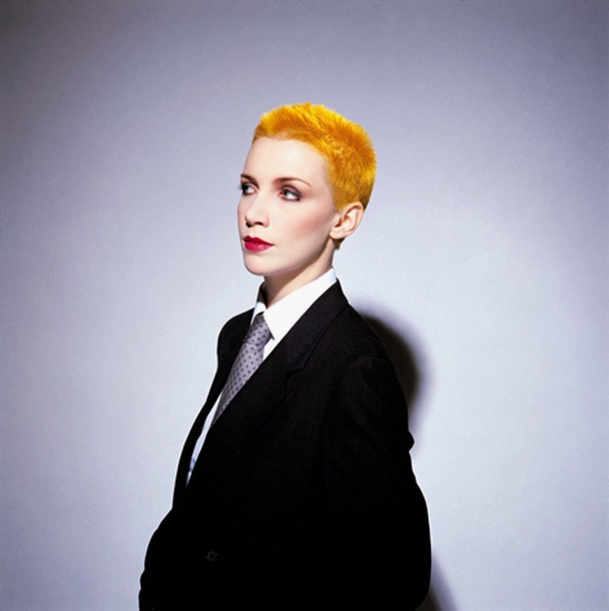 I’ll have Annie Lennox with my morning coffee. Please and thank you.
