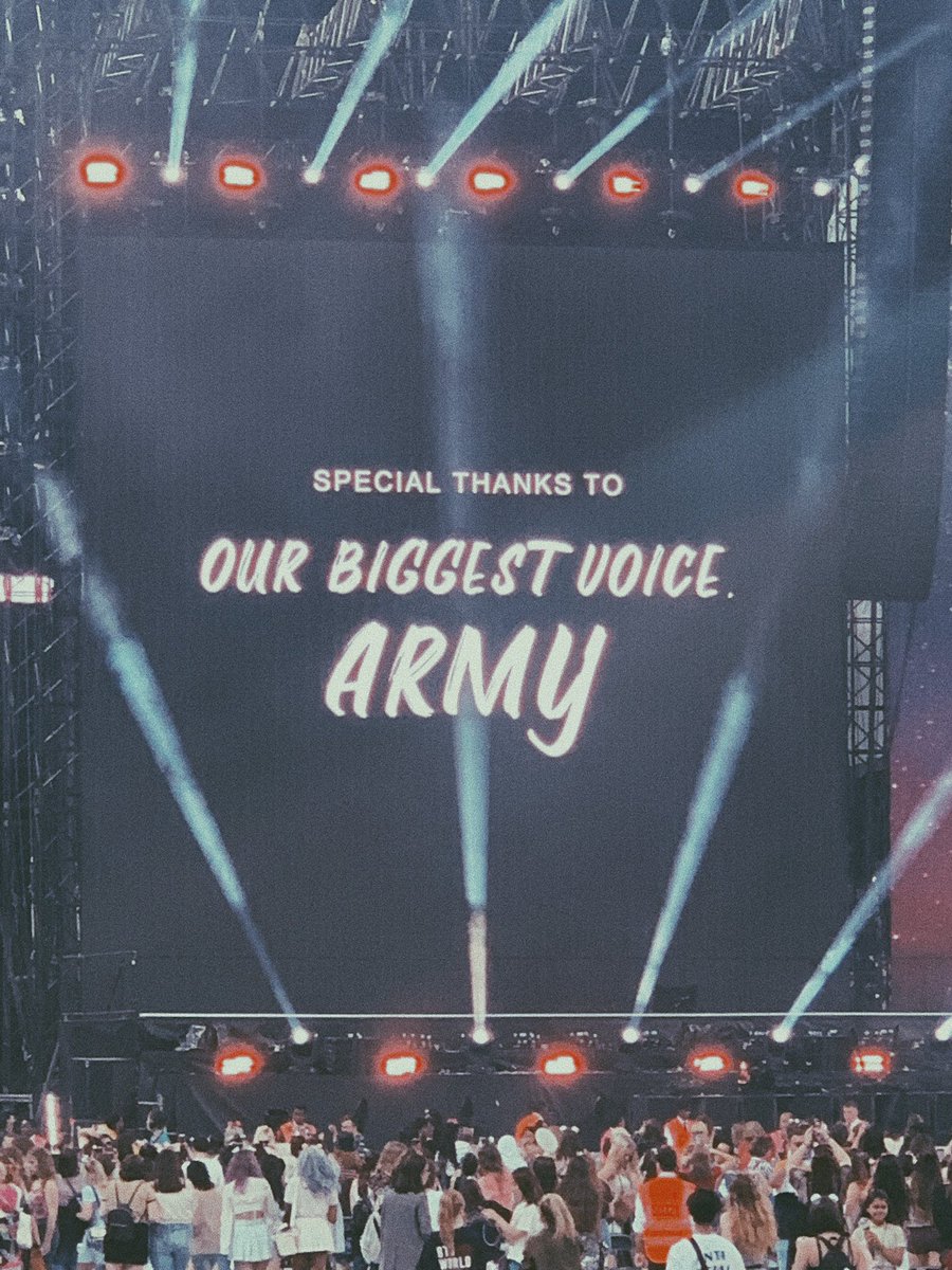 shirlss99's tweet photo. HAD THE BEST NIGHT EVER !! 💜 #BTSatWembley https://t.co/yIqe6jC8ZV