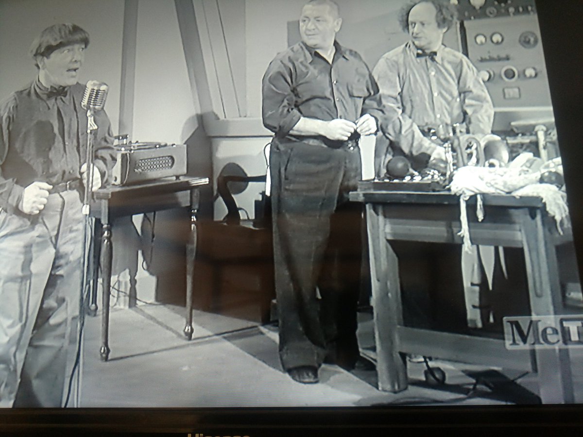 Jojoonair's tweet photo. Watching The Three Stooges On #MeTV Childhood Memories.. #X1Voiceremote #Xfi #Xfinity #ad https://t.co/nukbwUzLgT