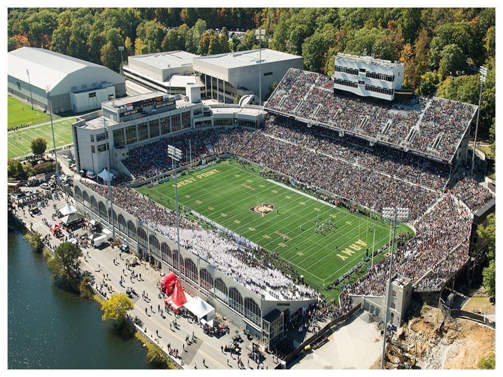 devondorsey23's tweet photo. Excited and Honored to receive an offer from Army West Point‼️🇺🇸 @ELCAFootball  @coachbrentdavis  @ArmyWP_Football  @RecruitGeorgia  @Rivalsfbcamps https://t.co/80CK01uBDZ