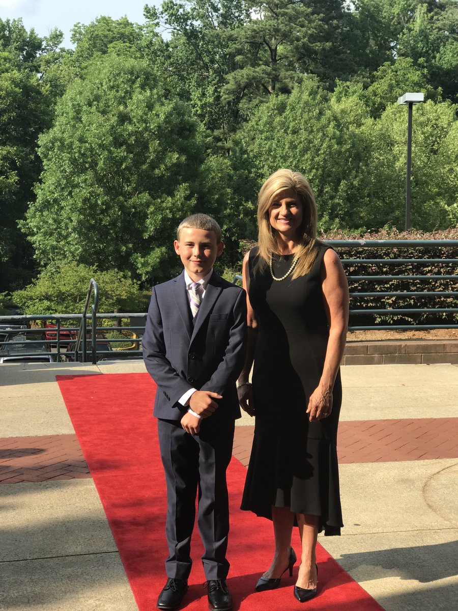 MangumExplorers's tweet image. Proud to be celebrating Mangum’s Motivational Teacher of the Year, Kim Carpenter and Student of the Year, Wade Ellis. @DurhamPublicSch  #WeAreDPS #MangumRocks