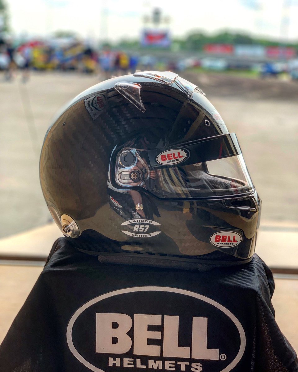 TLRacingLLC's tweet photo. We actually get to race tonight at @knoxvilleraces! We’re in the infield to service all your @BellRacingHQ needs. #ChampionsWearBell #AnySurfaceAnySpeed #TracksideService https://t.co/Z0OFDAE3bi