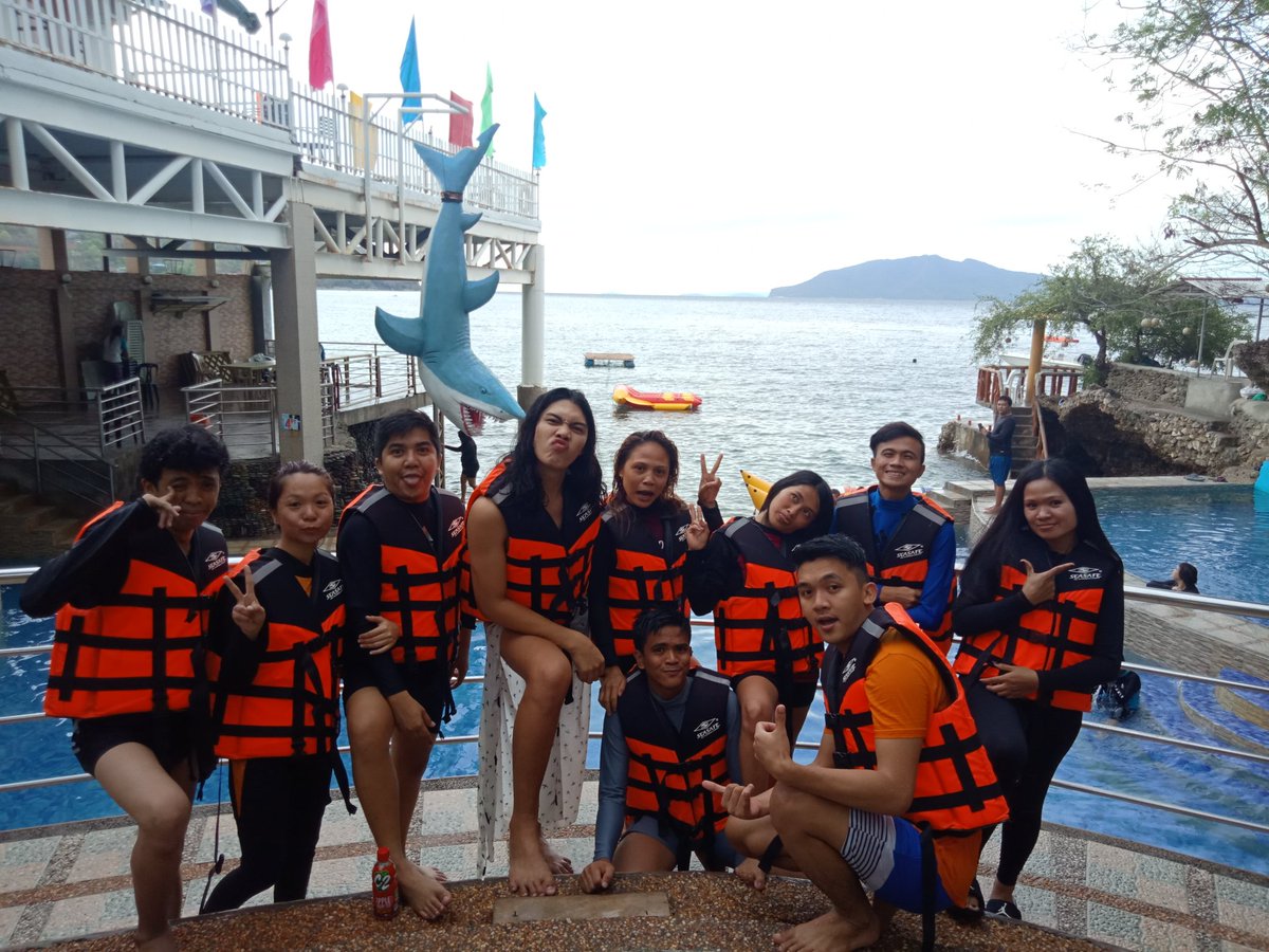 TheresePbbOFC's tweet photo. Team LIE. LLF get together. Thank u mother kokak.
@itsmeangelieofc
@besshlie
@JWMercene
@DarwinMagat2
@DicianoMark
@DagangonLenny
@jixyvelle14
#BuLiLitSundaeWithANGELIE https://t.co/1F5KtLSJMp