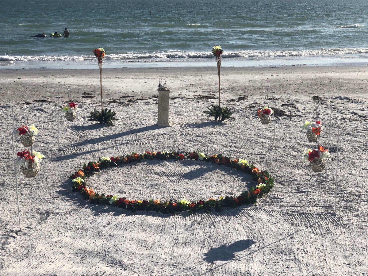 FLSunBeachWed's tweet photo. First wedding for the summer! https://t.co/pNcKqPGWq0