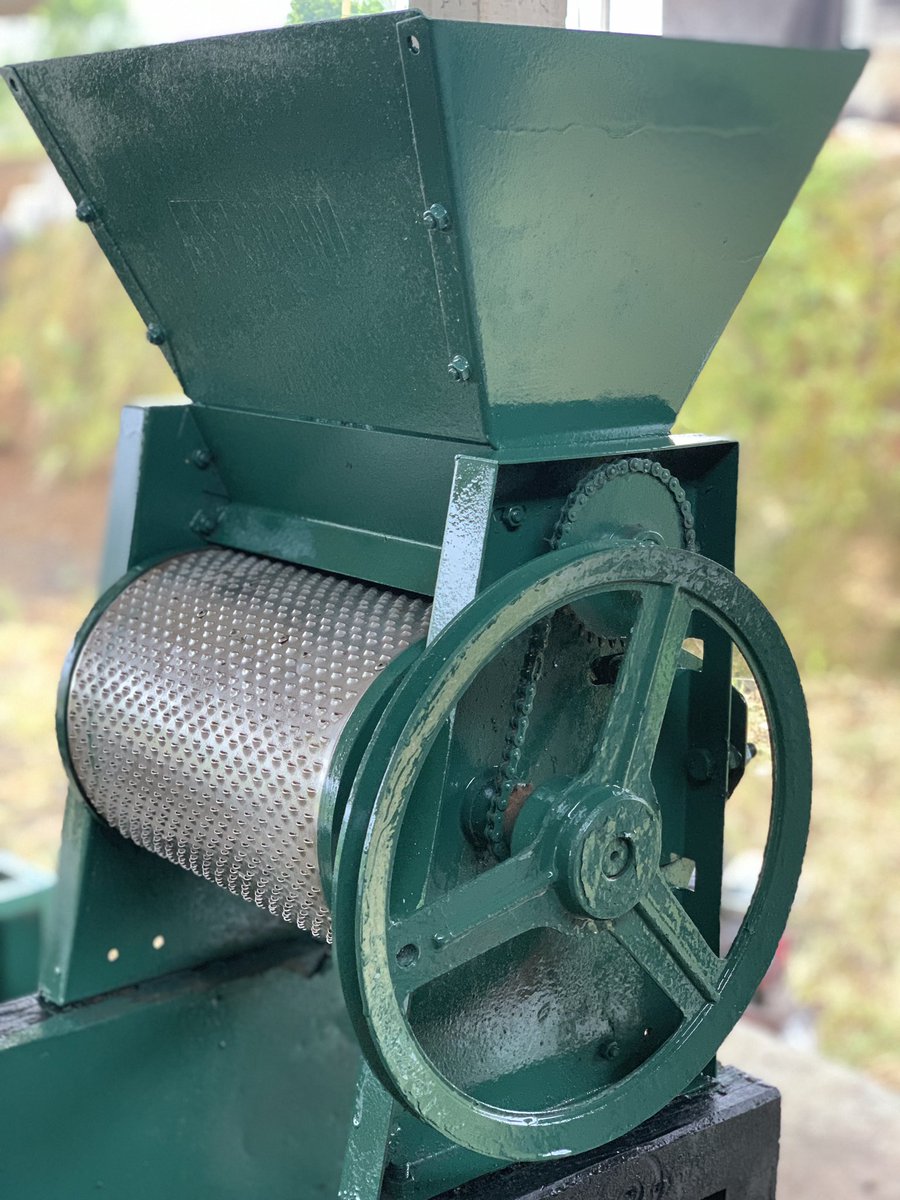 Remove dirt and rust, apply fresh coat of paint and calibrate. Coffee pulpers need TLC.