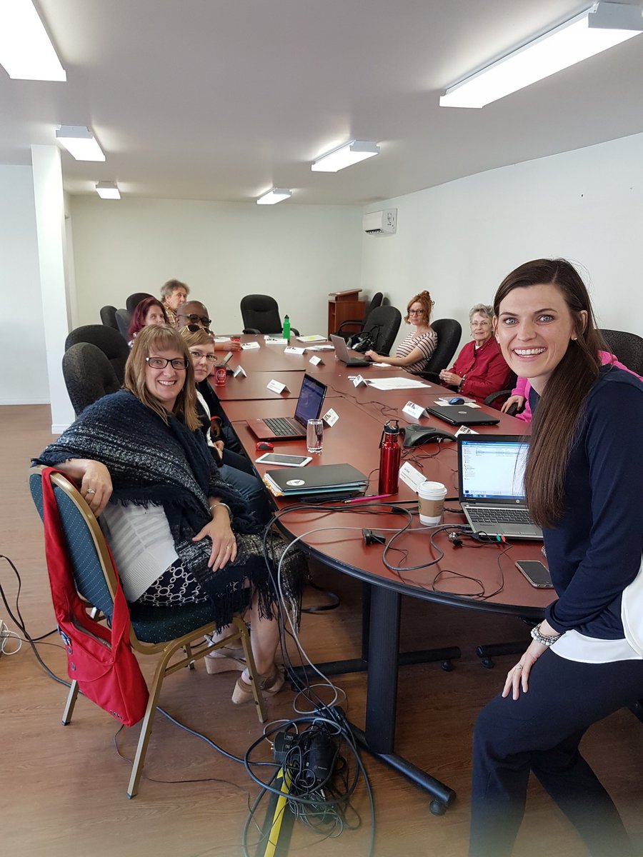 SDesrosi's tweet photo. Dedicated @nbacl board members on a sunny Saturday! #thankyou #gratefulforallyoudo https://t.co/26pnvEkvO4