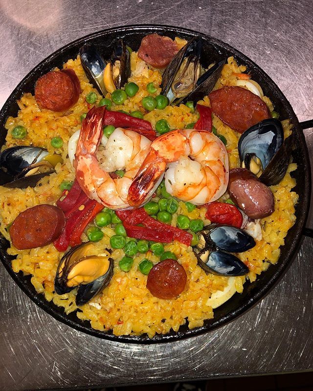 BloomRestaurant's tweet photo. Here is our delicious Paella Habanera! Come to Bloom to try one! Trust us it tastes amazing!! https://t.co/Z9pZ87NLem https://t.co/qSsdntMOQt