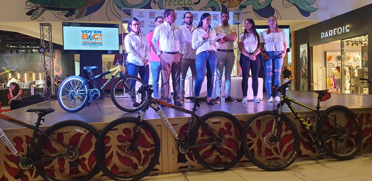 MRPorcelBID's tweet photo. Bravo @INTRANT_RD y a todo su equipo por esta actividad y las que vienen este fin de semana en #SantoDomingo entorno al Dia Mundial de la Bicicleta #VoyEnBiciRD @clafranchesca @BIDtransporte @DIGESETT @AFD_es https://t.co/Pgl5Ch4c3L