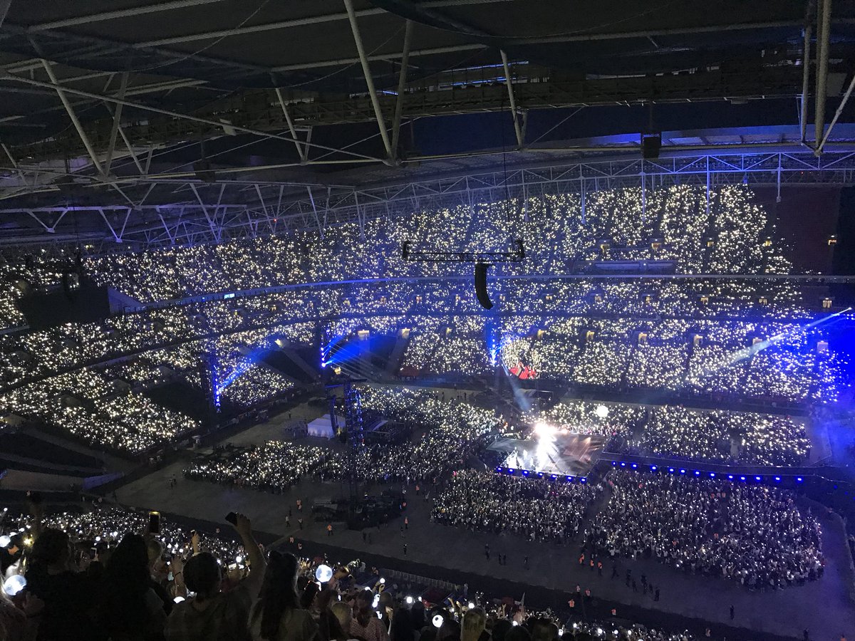 augustddirty's tweet photo. It was so beautiful thank u @BTS_twt for this experience and @bts_bighit I’ll never forget.💗💗 https://t.co/oAxQJMhfCf