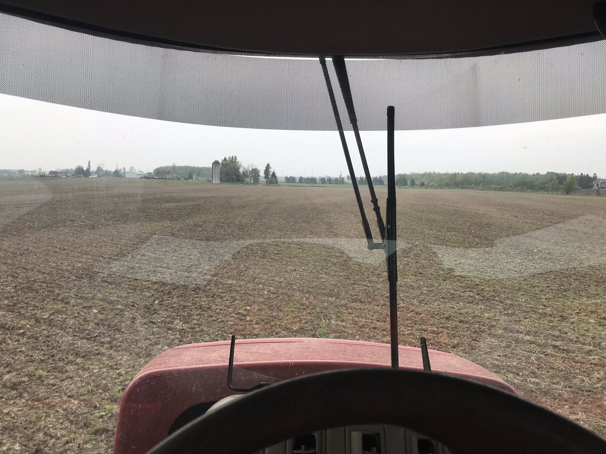 Crop_Service's tweet photo. Headed east this aft to help out our freinds at @HarristonAg with some spreading. Not much rain east of Conn and little bit of โ๏ธ #spread19 #rollon. @mattrundle4 @IlonaDirksen https://t.co/1OssBeHxnZ