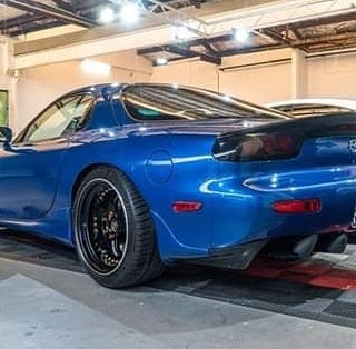 peterpro98's tweet image. I'm giving away my personal car if I can get 1000 follows on twitter tweet this post on to anyone and I'll even ship it to you  It's a 2000ph Mazda RX7 FD custom build by me