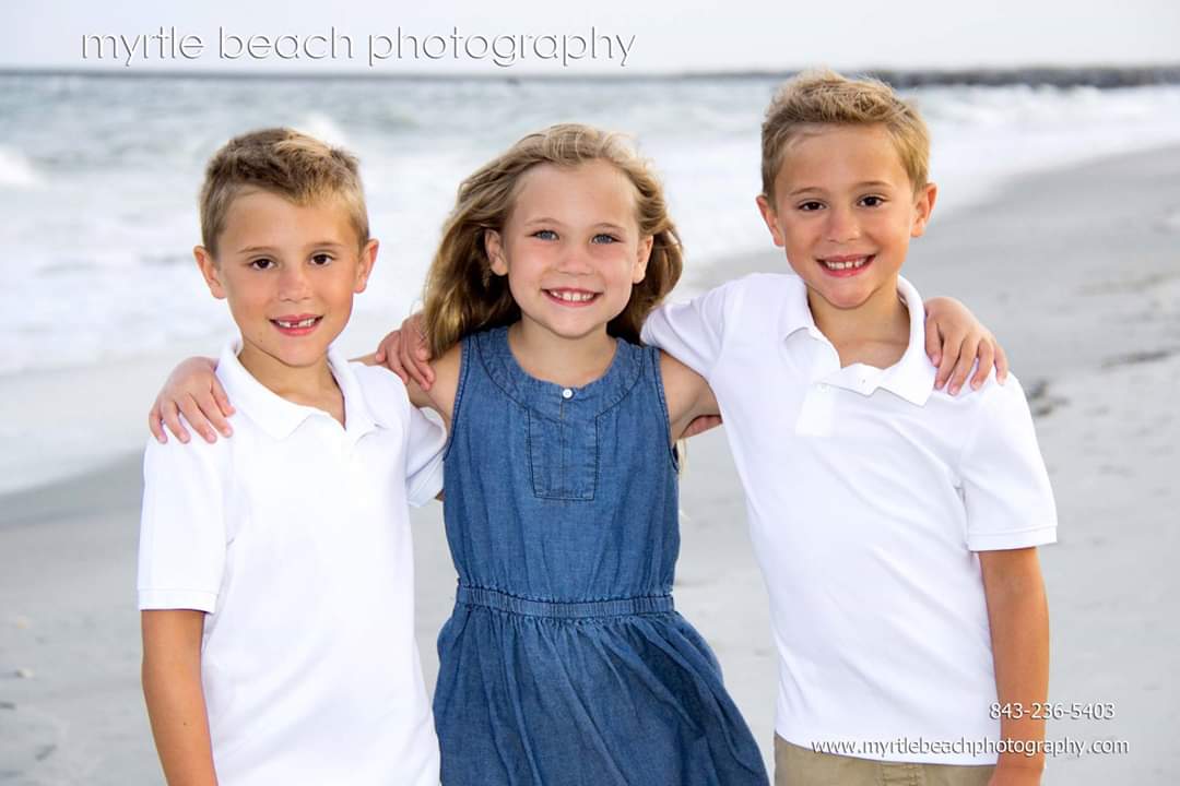MyrtleBeachPix's tweet photo. Myrtle Beach Photography is filling up fast. Going to be a super busy summer. Call to reserve your Family Beach Session. 843-236-5403 or Live Chat at https://t.co/s4kptJHWcY https://t.co/hXcRlRJ8Oh