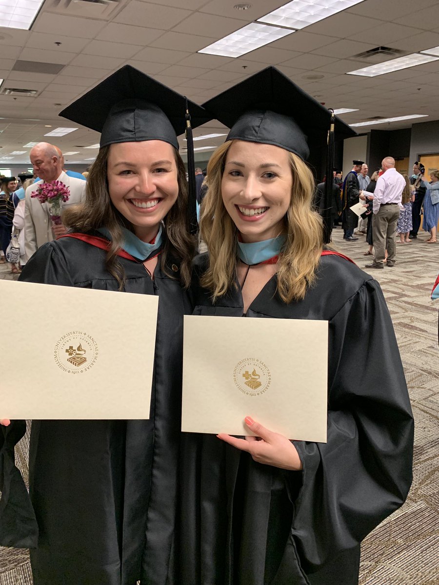 MKariesch's tweet photo. So lucky to have these SLP teachers with me as we worked towards our masters degree! #SLPPantherProud #smumn @MissBellSLP @EmilyCasey222 @ediramiluhmann https://t.co/NEiPdvj2G6