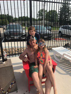 BradyHansel's tweet photo. Eat your heart out people we are kicking off Summer Break at the new Marshall pool. It's a great pool! #sunsoutgunsout #MarshallPride #gotopool https://t.co/LgpqP0VdD2