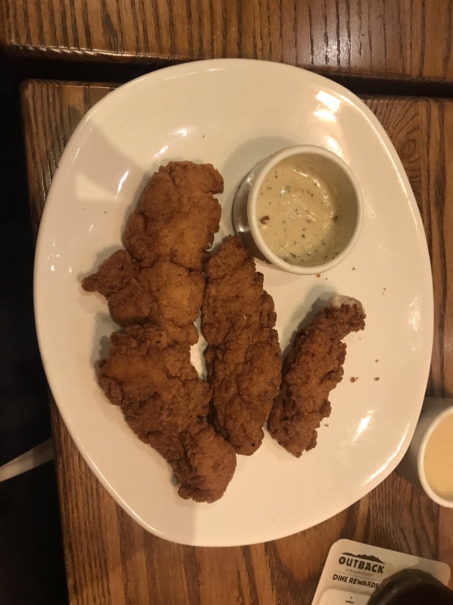 CmanFBR's tweet photo. @Outback I’ve been a loyal fan ever since I could walk. I always get the chicken tenders &amp; Caesar dressing. However I found out today they reduced the amount of tenders from 6 to 4 but it’s still the same price. I’m still hungry, and I was told this was corporates doing. Plz fix https://t.co/2B3kyTkJFl