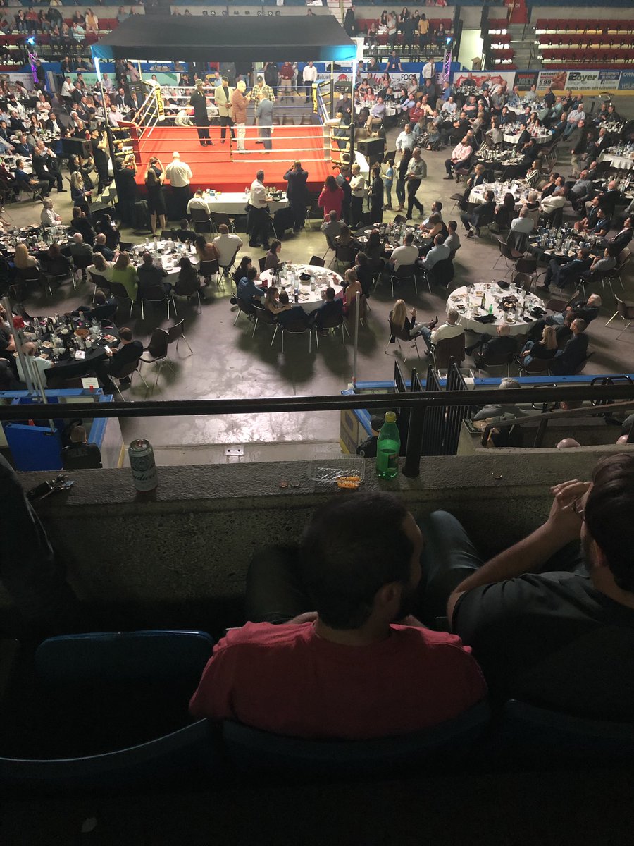 Cornwall_Royals's tweet image. We’re inside the Cornwall Civic Complex supporting #BoxingForChange in support of CTC of Cornwall, Big Brothers Big Sisters of Cornwall and Beyond 21.  Great turn out by the community in support of these amazing organizations.